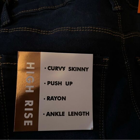 Simple Young Basics High Rise Curvy Skinny Ankle Lenght Jeans - Picture 7 of 7